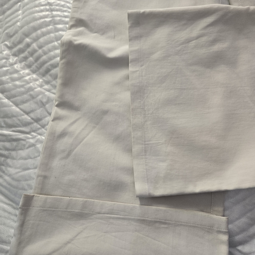 Wide-Leg Cream Pants - Picture 4 of 12